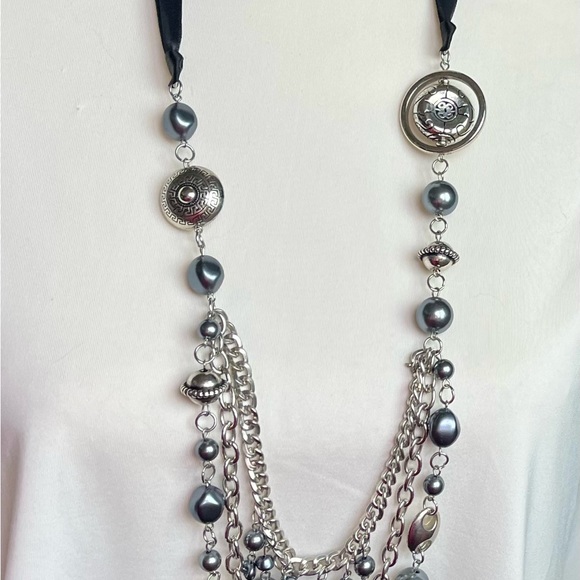 Necklace silver/gray beads black ribbon asymmetrical  jewelry - Picture 4 of 15